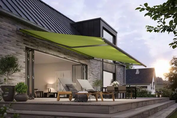 Comment protéger la terrasse de la pluie ?
