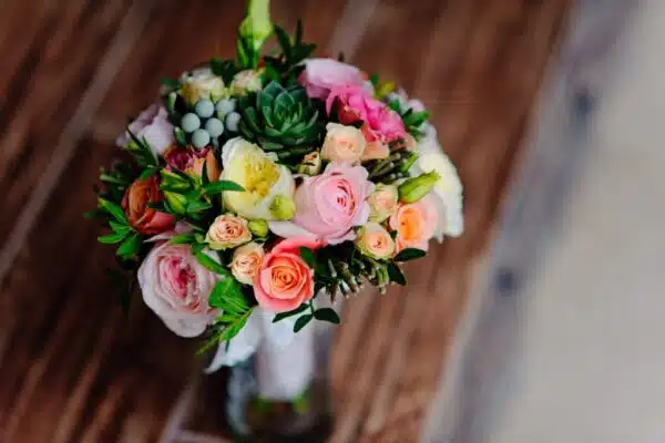 Guide ultime pour créer un bouquet de fleurs harmonieux et attrayant