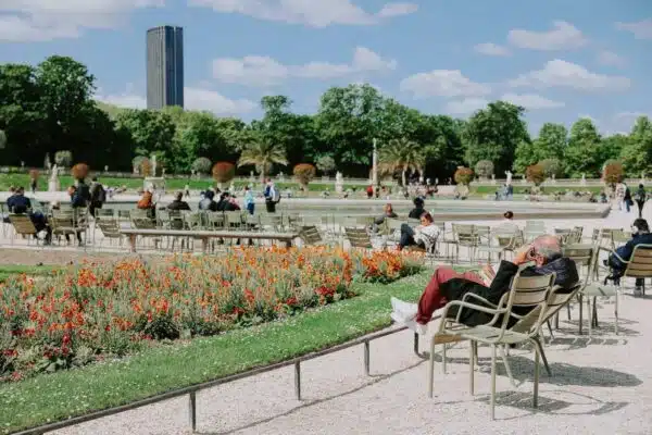 Créez un espace de relaxation dans votre jardin pour un bien-être absolu