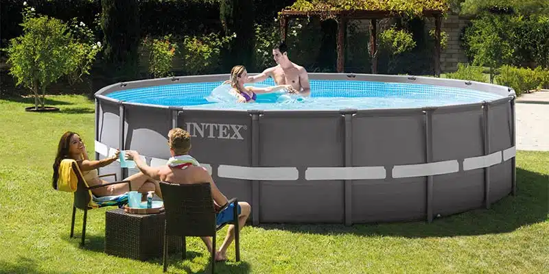 Conseils pour bien choisir son habillage de piscine tubulaire