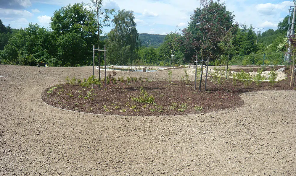 Comment niveler le terrain en pente ?